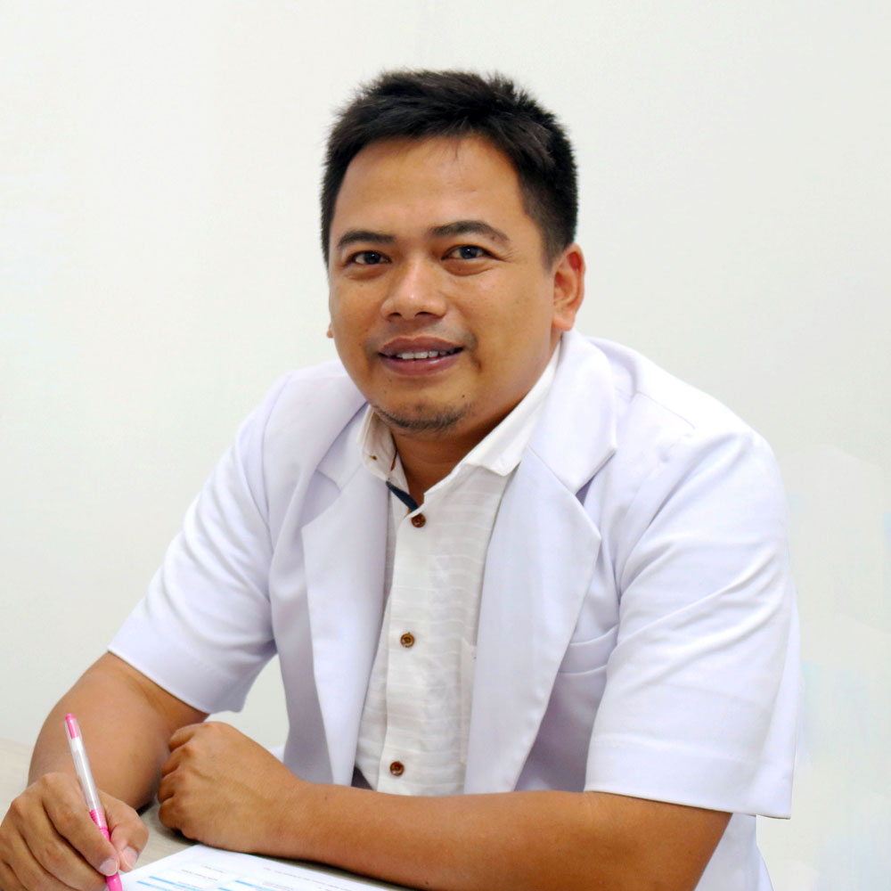 dr. Ari Jaka Setiawan, Sp. B.
